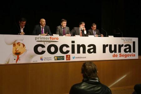 Imagen La defensa del producto y de la cocina base del medio rural marcan las conclusiones del I Foro de la Cocina Rural de Segovia